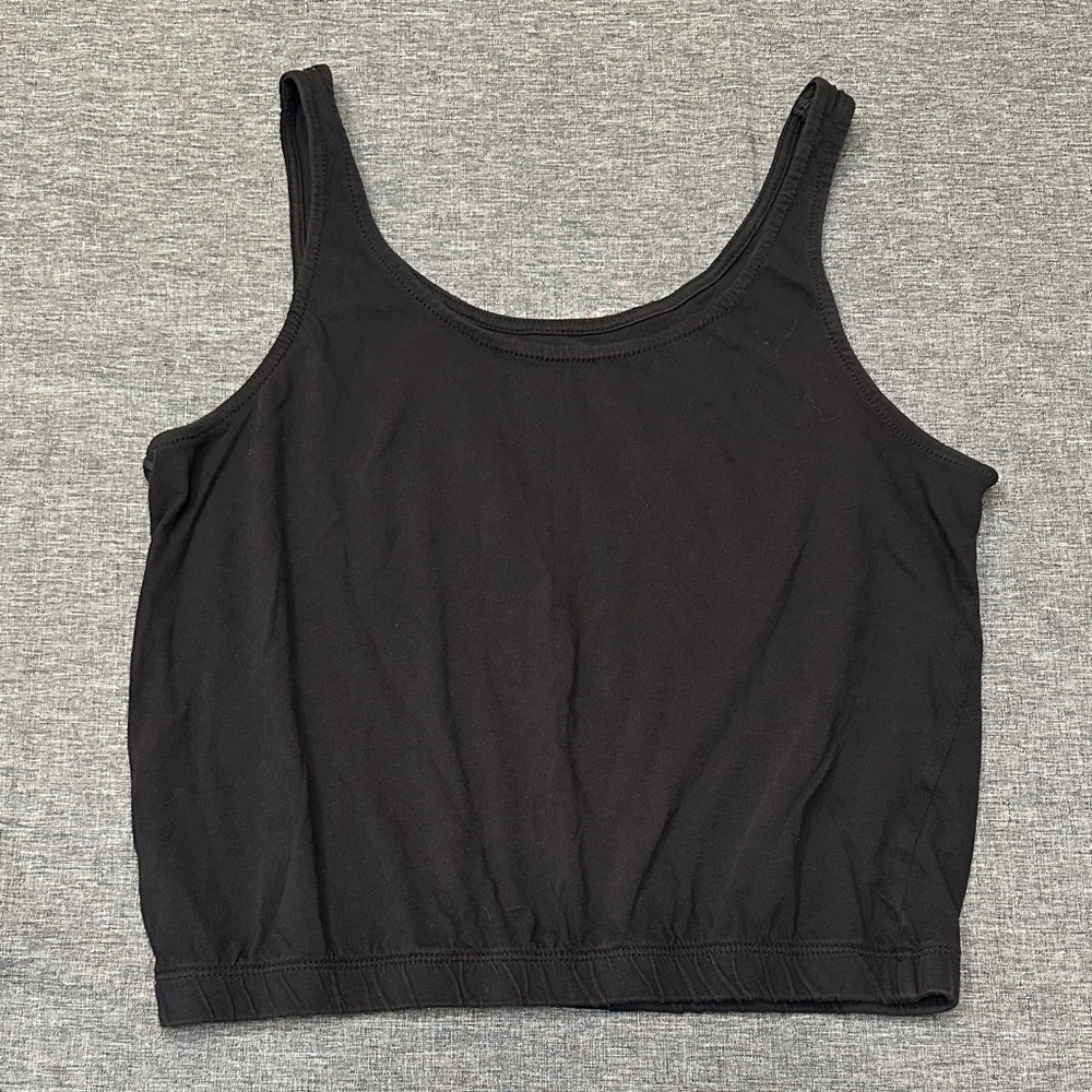 DESIGN LAB Black Camisole